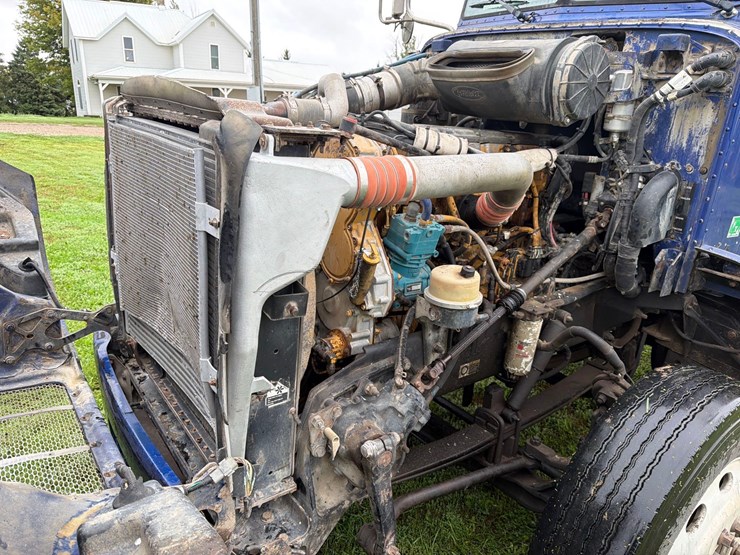 2007-peterbilt-386-image-56