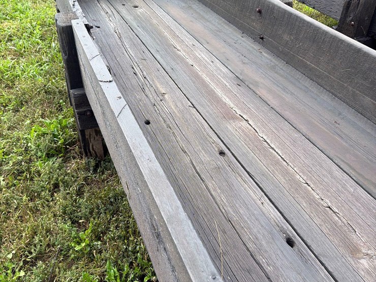 doon-saw-mill-3ft-x-20ft-wood-feed-bunk-image-5