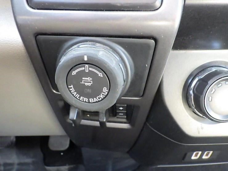 2020-ford-6-image-34