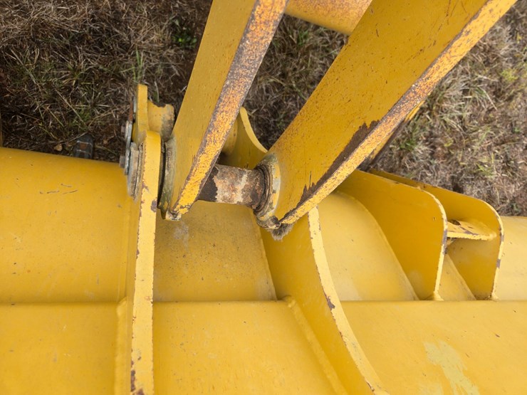 caterpillar-420f-image-104
