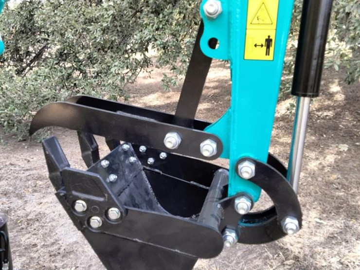 #24-•-cfg-mini-excavator---mh13rx-image-5