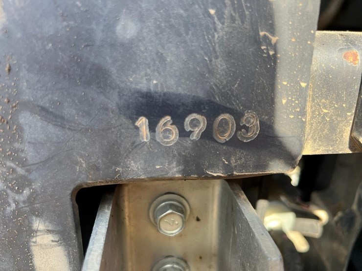 kubota-svl90-2-image-16