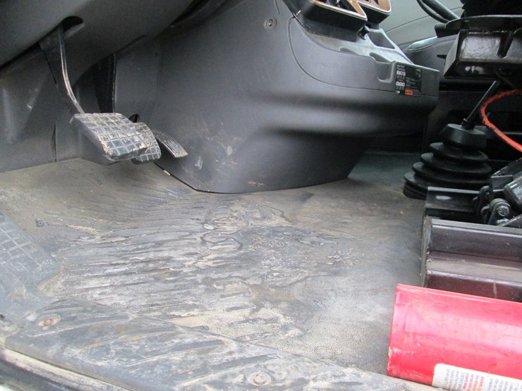 2011-international-prostar-image-29