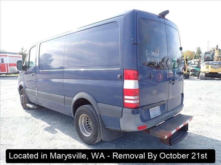 2015-mercedes-benz-sprinter-3500-image-7