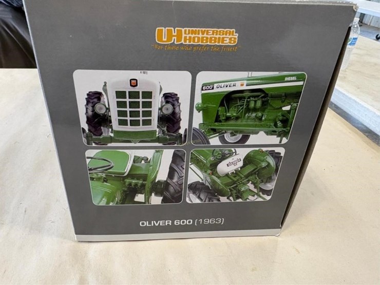 oliver-600-image-3