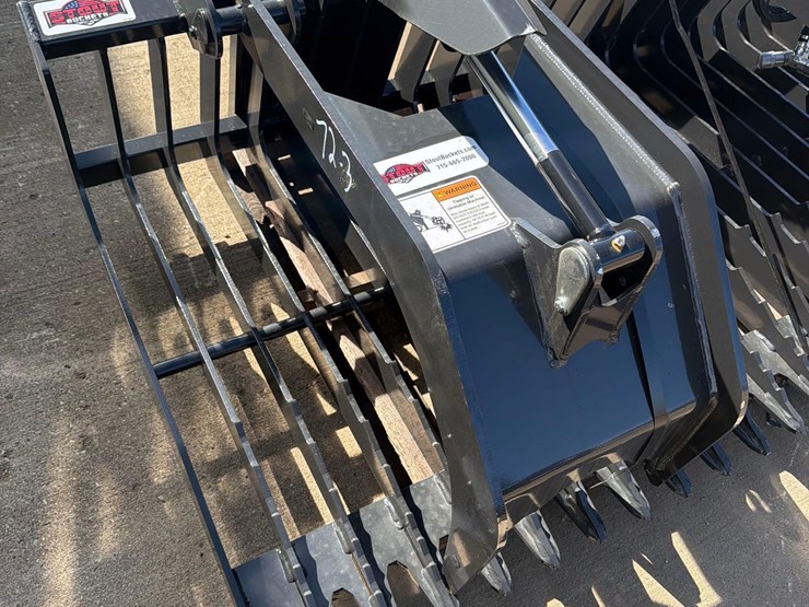 stout-hd-72”-skidloader-grapple-bucket-image-7