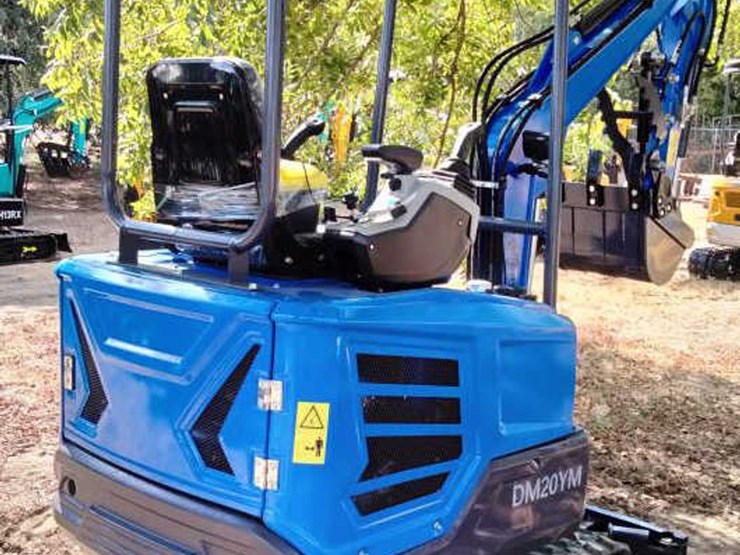 #12-•-yanmar-diesel-mini-excavator---dm20ym-image-4