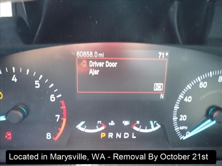 2021-ford-explorer-image-8