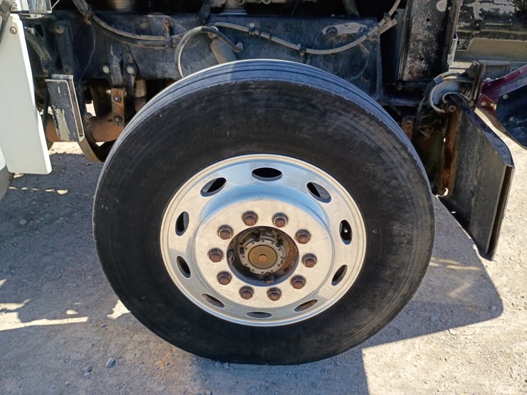 1990-peterbilt-379-image-90