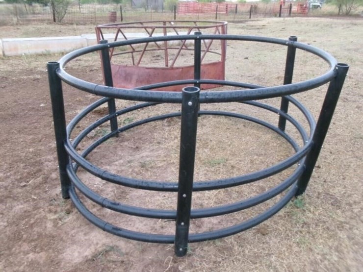 3-hay-rings--1-polly-&-2-metal-image-4