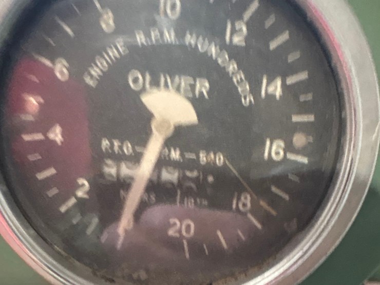 oliver-770-image-33