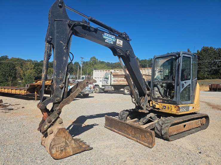 deere-60g-image-2