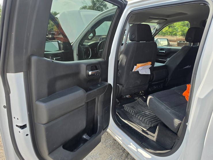 #25311-•-2019-chevrolet-silverado-pickup-truck-image-57