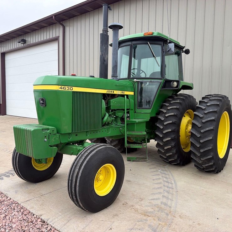 1976 JOHN DEERE 4630