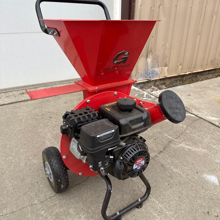 Great Circle Wood Chipper