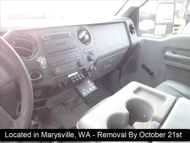 2013-ford-f550-image-23