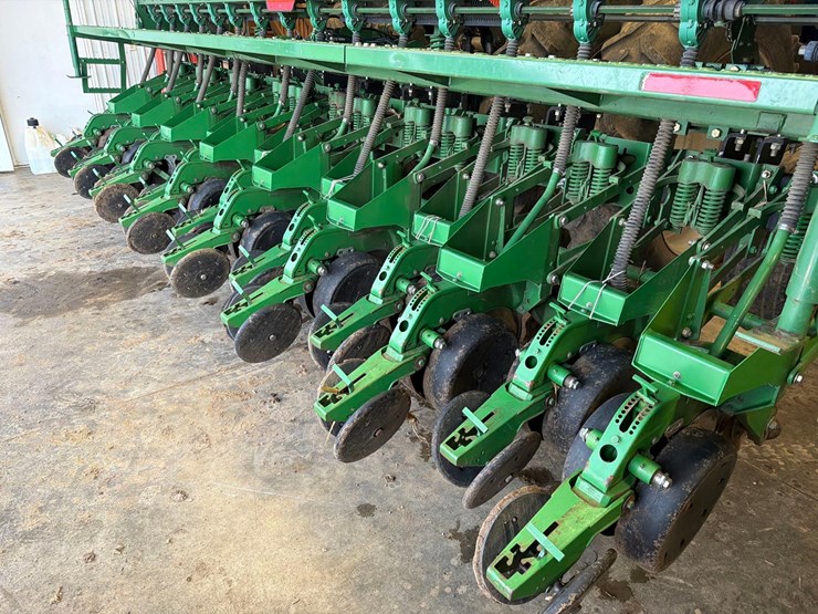 1991-john-deere-1530-image-18