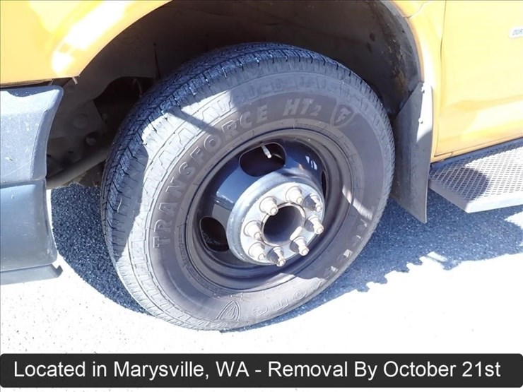 2009-chevrolet-3500-image-23