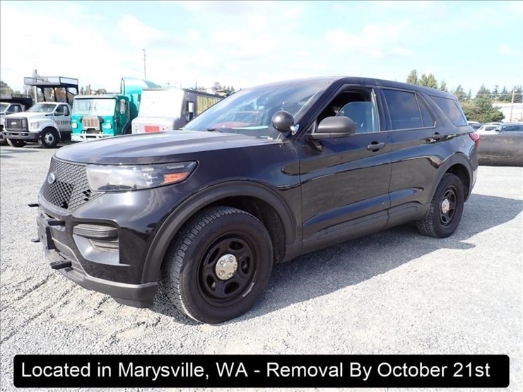 2021-ford-explorer-image-1