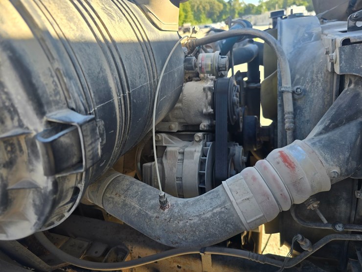 2006-international-durastar-4300-image-34