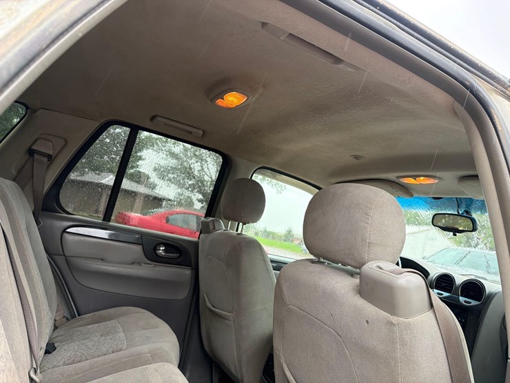 2005-gmc-envoy-image-37