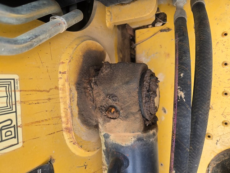 caterpillar-420f-image-113
