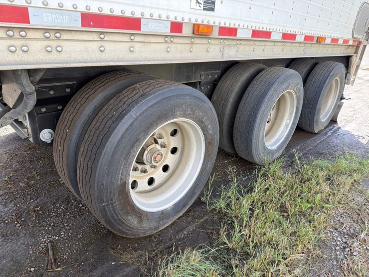 2011-wilson-46ft-fixed-tri-axle-live-bottom-semi-belt-trailer--1-owner--very-clean-trailer-image-23