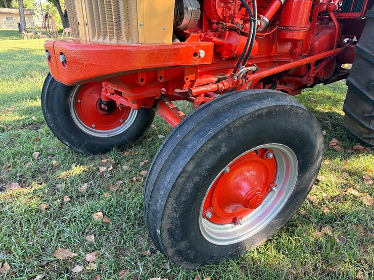 case-900-wheatland-propane-tractor-image-16