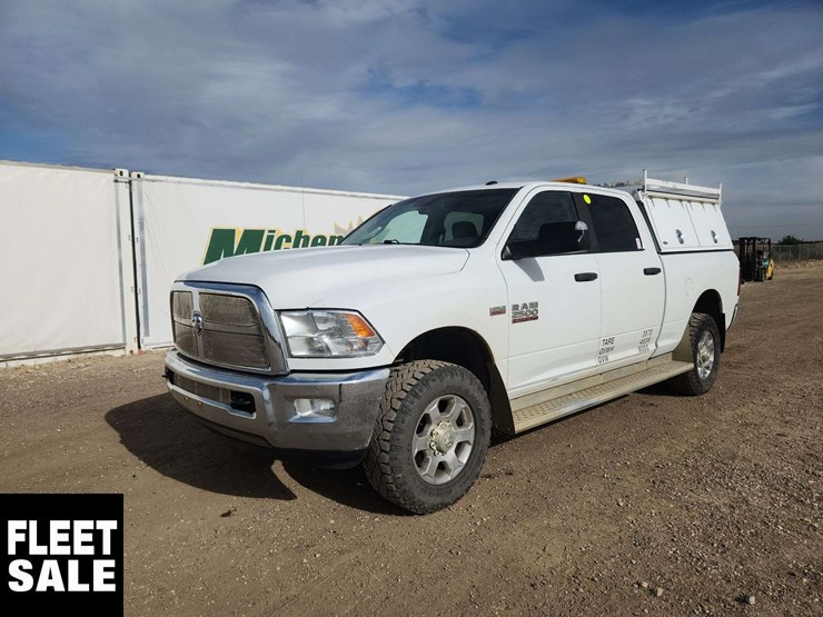 2016-ram-2500-slt-image-1