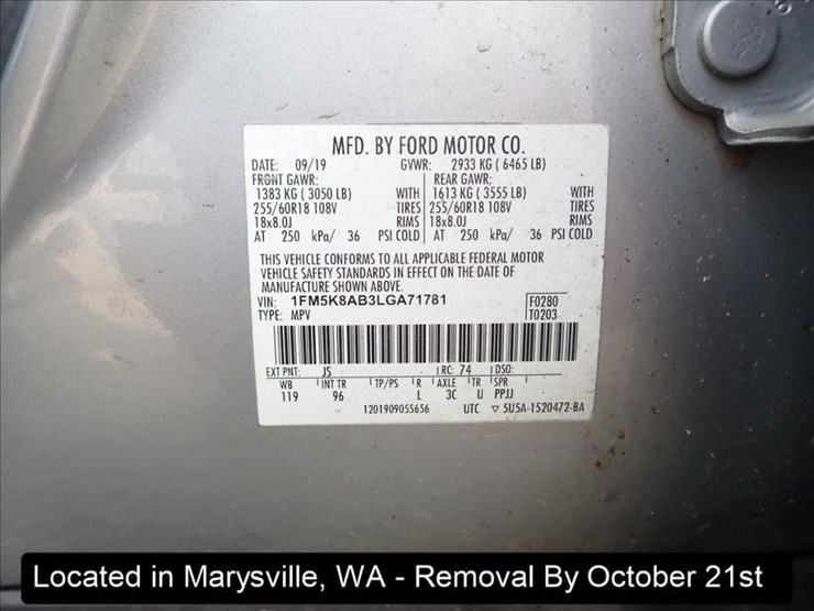 2020-ford-explorer-image-9