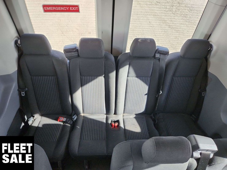 2016-ford-transit-image-33