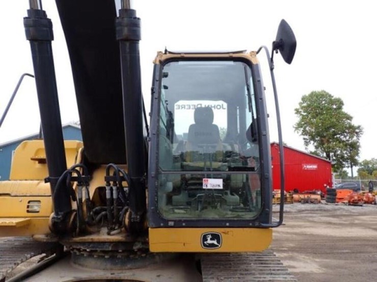 2012-deere-350g-lc-image-19