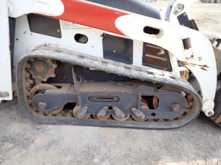 2014-bobcat-mt55-image-32