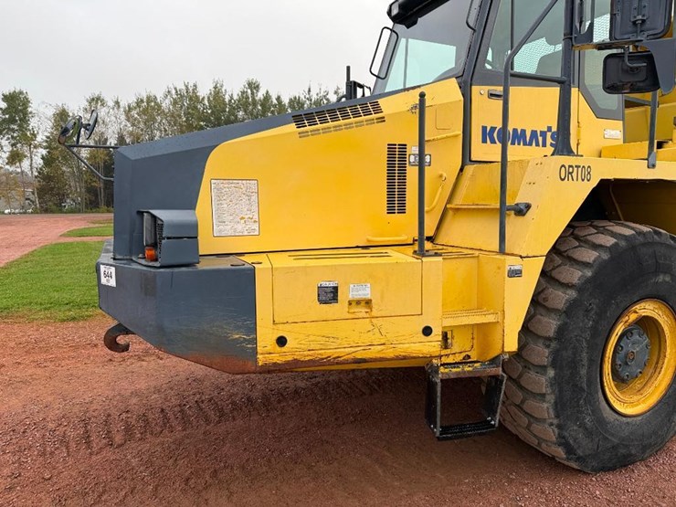 komatsu-hm350-2-image-15