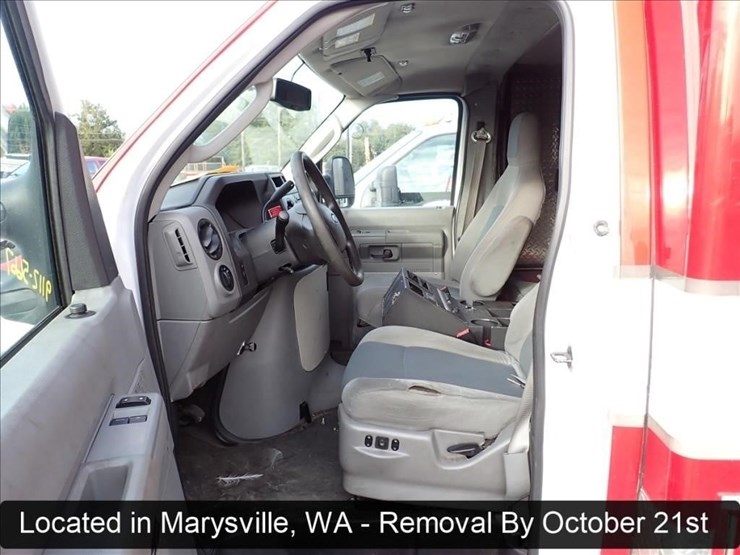2015-ford-e450-image-13