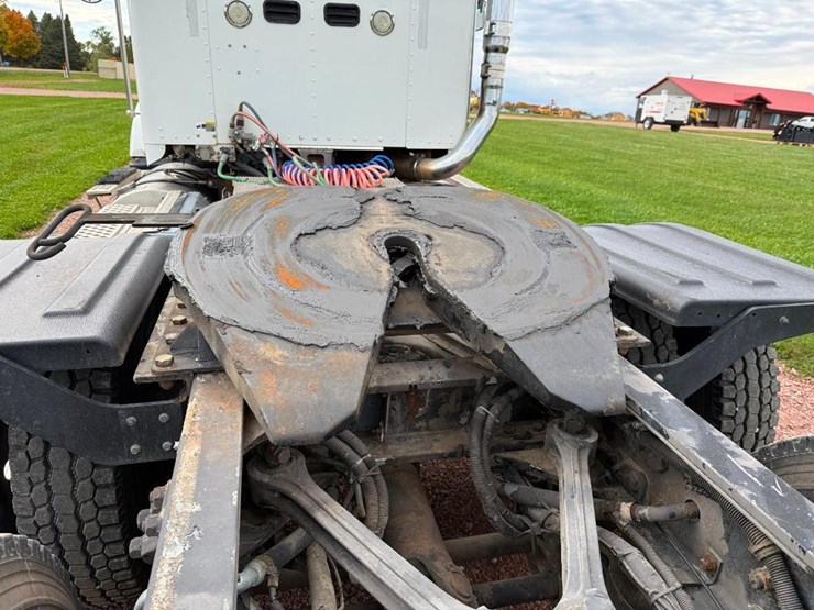 kenworth-t800-image-33