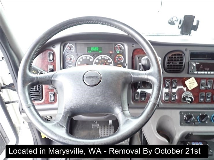 2024-freightliner-m2-image-30
