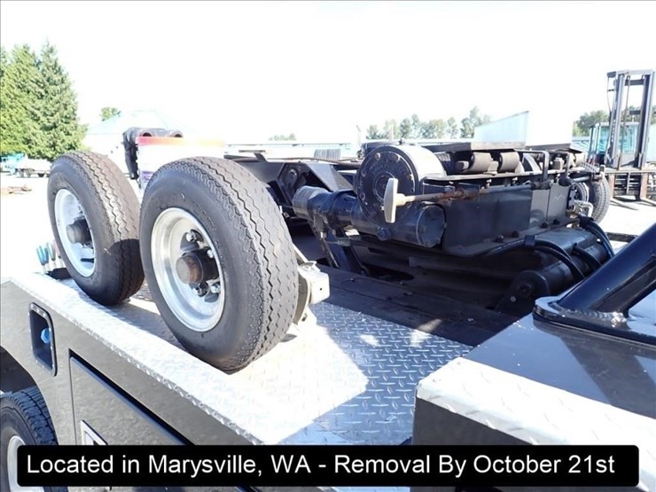 2020-ford-f550-image-3