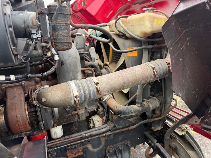 #1663-•-1999-sterling-day-cab-truck-tractor-image-44