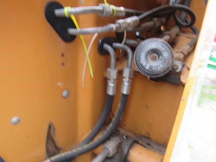 2013-case-sr200-image-11