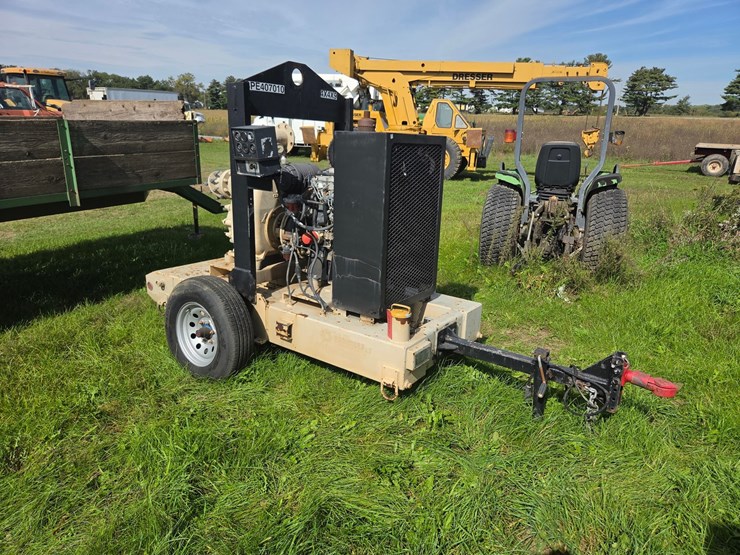 #2067-•-2017-cornel-4stx-404-towable-water-pump-image-1