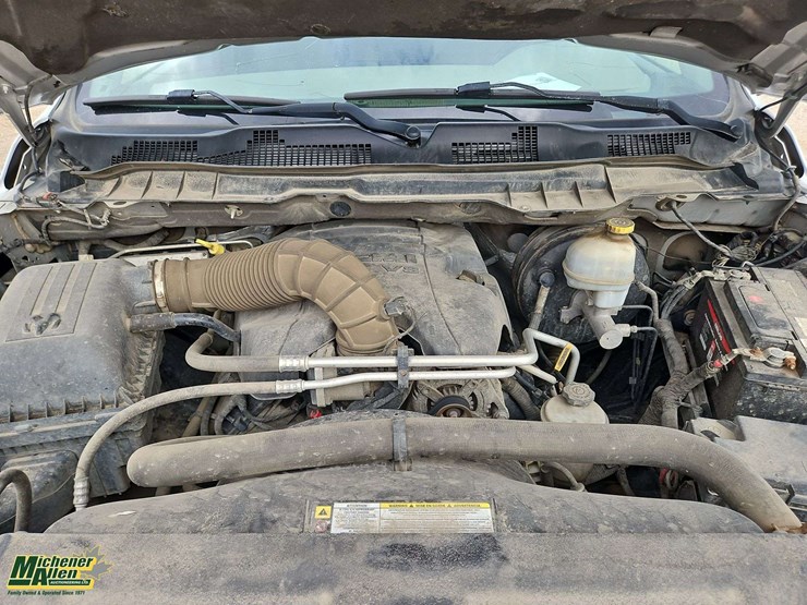 2012-dodge-1500-image-31