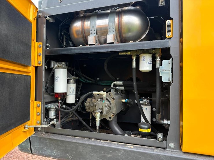 volvo-ec250e-lr-image-44