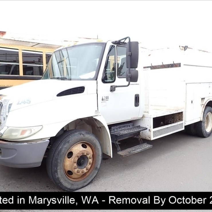 2004 INTERNATIONAL 4200