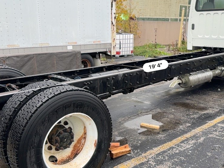 #1667-•-2016-freightliner-m2-cab-and-chassis-image-53