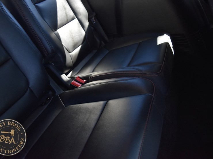 2018-ford-explorer-image-51