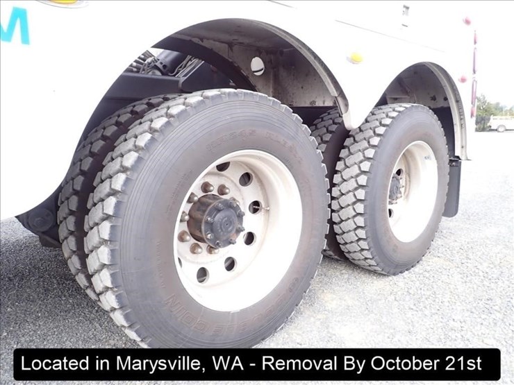 2016-kenworth-t880-image-23