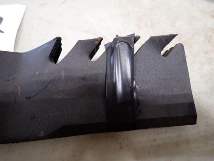 qty-of-3-18.5"-lawn-mower-blades-image-4