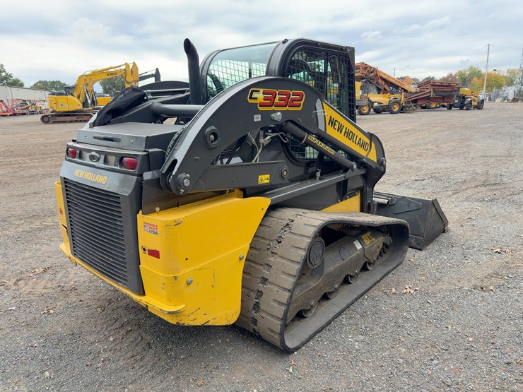 2023-new-holland-c332-image-5