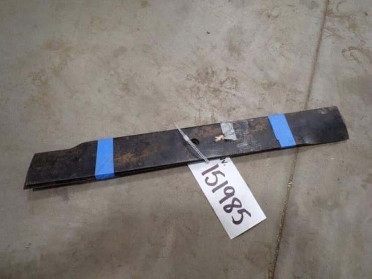 qty-of-2-20.5"-lawn-mower-blades-image-1